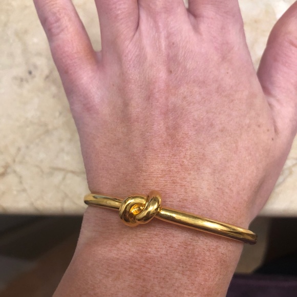 Kate spade gold knot bracelet - Picture 1 of 4